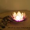 Sfeerlicht Lotus violet met goudrand